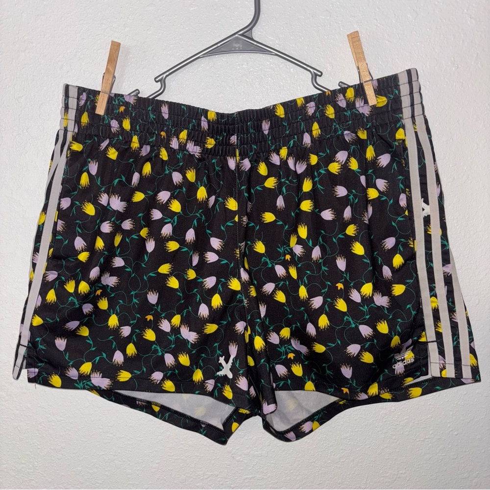 XL Women’s Floral Adidas Shorts